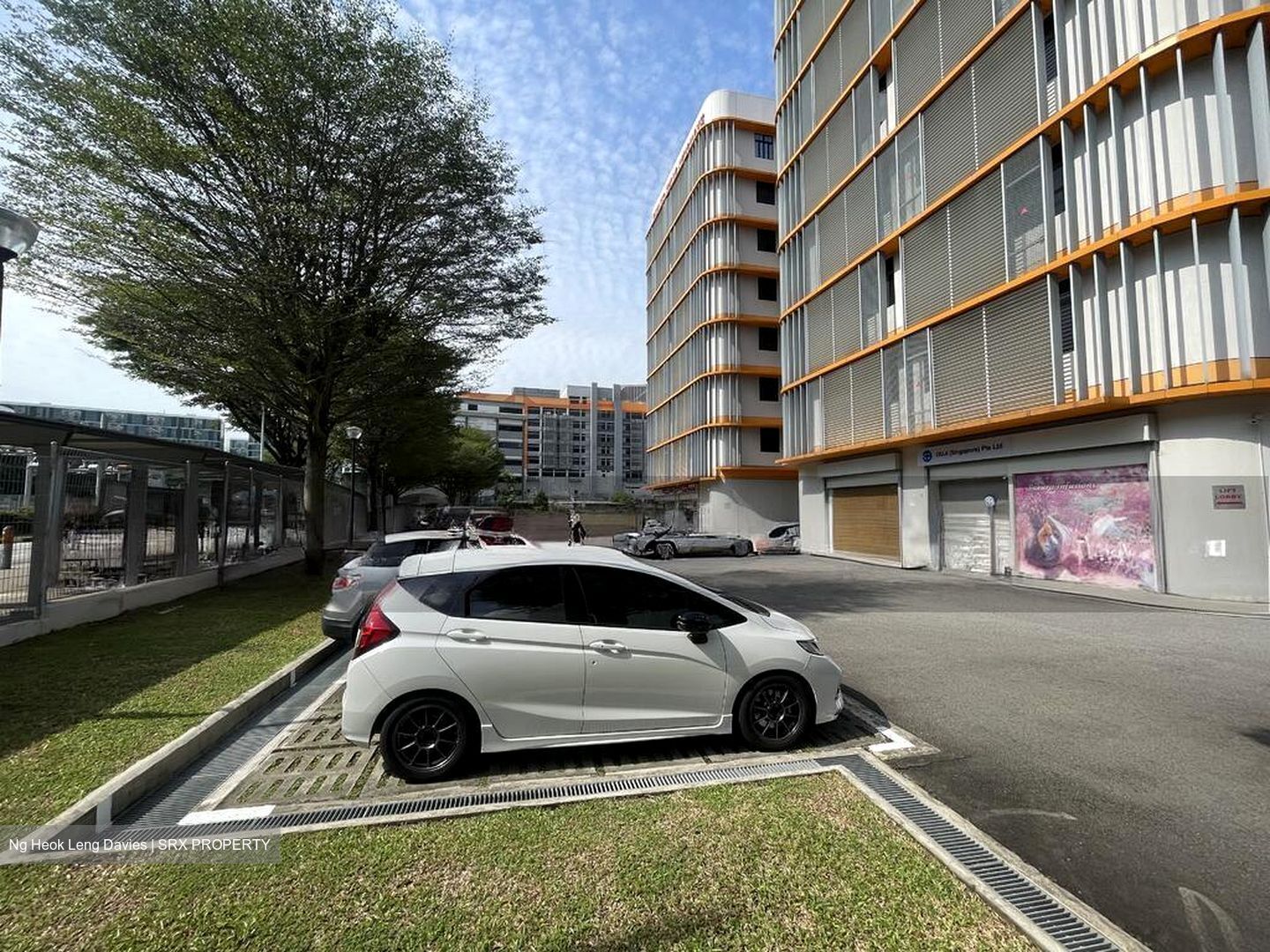 Leong Huat Building (D13), Factory #599084511